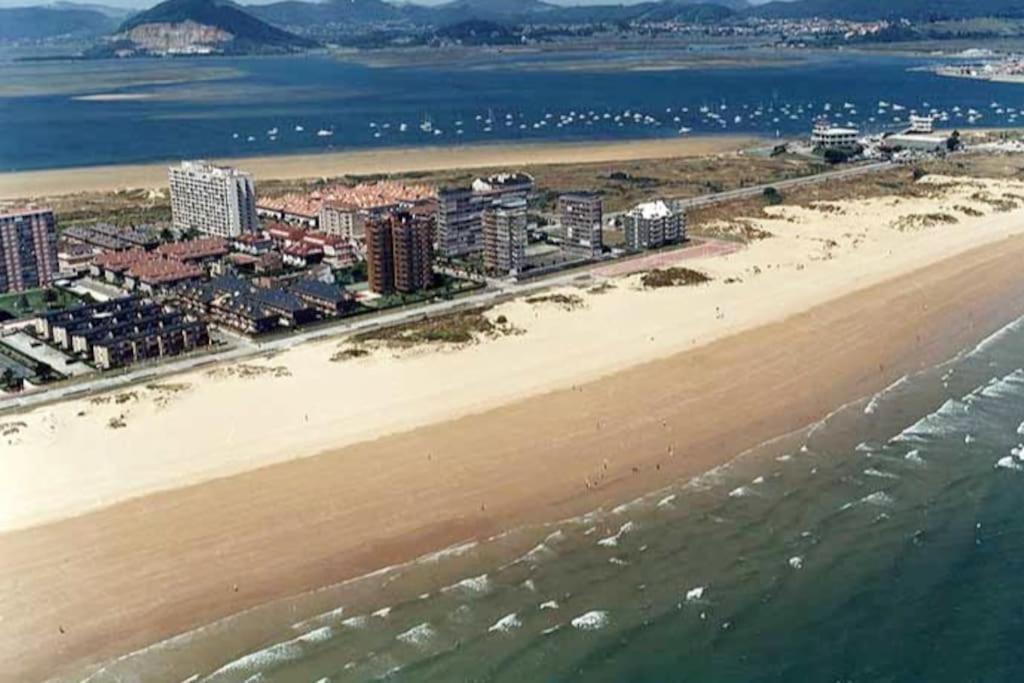 Ferienwohnung Apartamento En Laredo Exterior foto